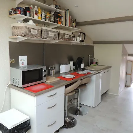 Chambres Chez L'habitant Homestay